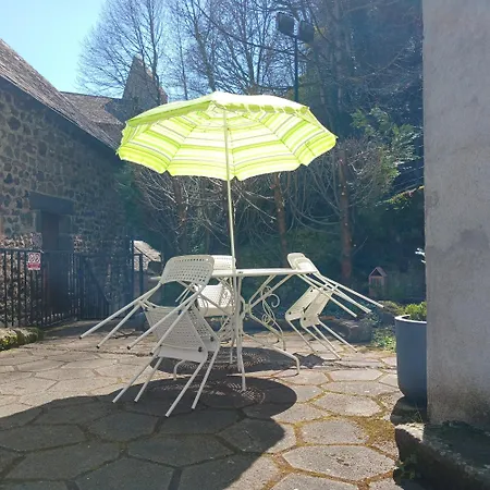 Apartment La Source - 85 M2 & Terrasse Privee Orcival